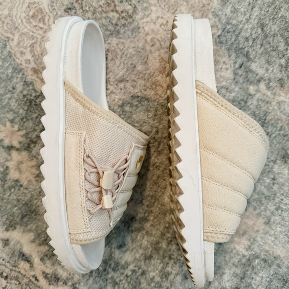 Nike Womens Slide Sandals - Picture 3 of 5